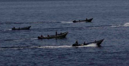載印度人船只在索馬里附近海域遭劫 印軍艦前往救援